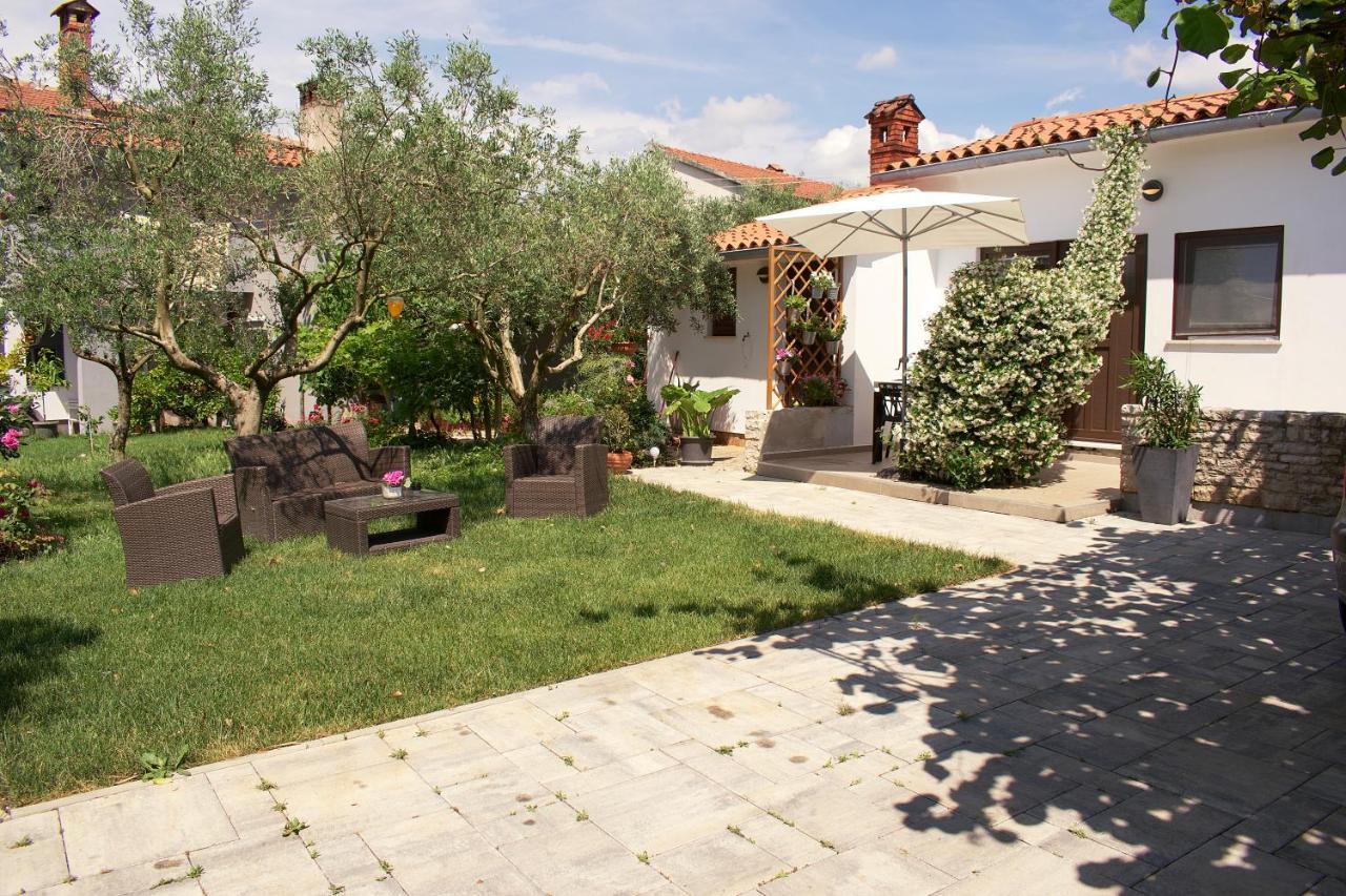 Wine Garden Holiday Home Pula Extérieur photo